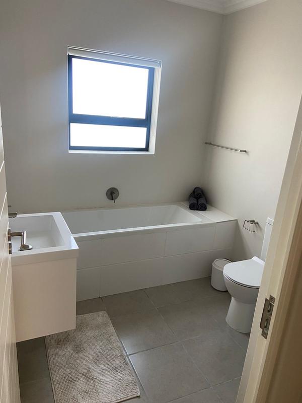 3 Bedroom Property for Sale in Silver Oaks Western Cape